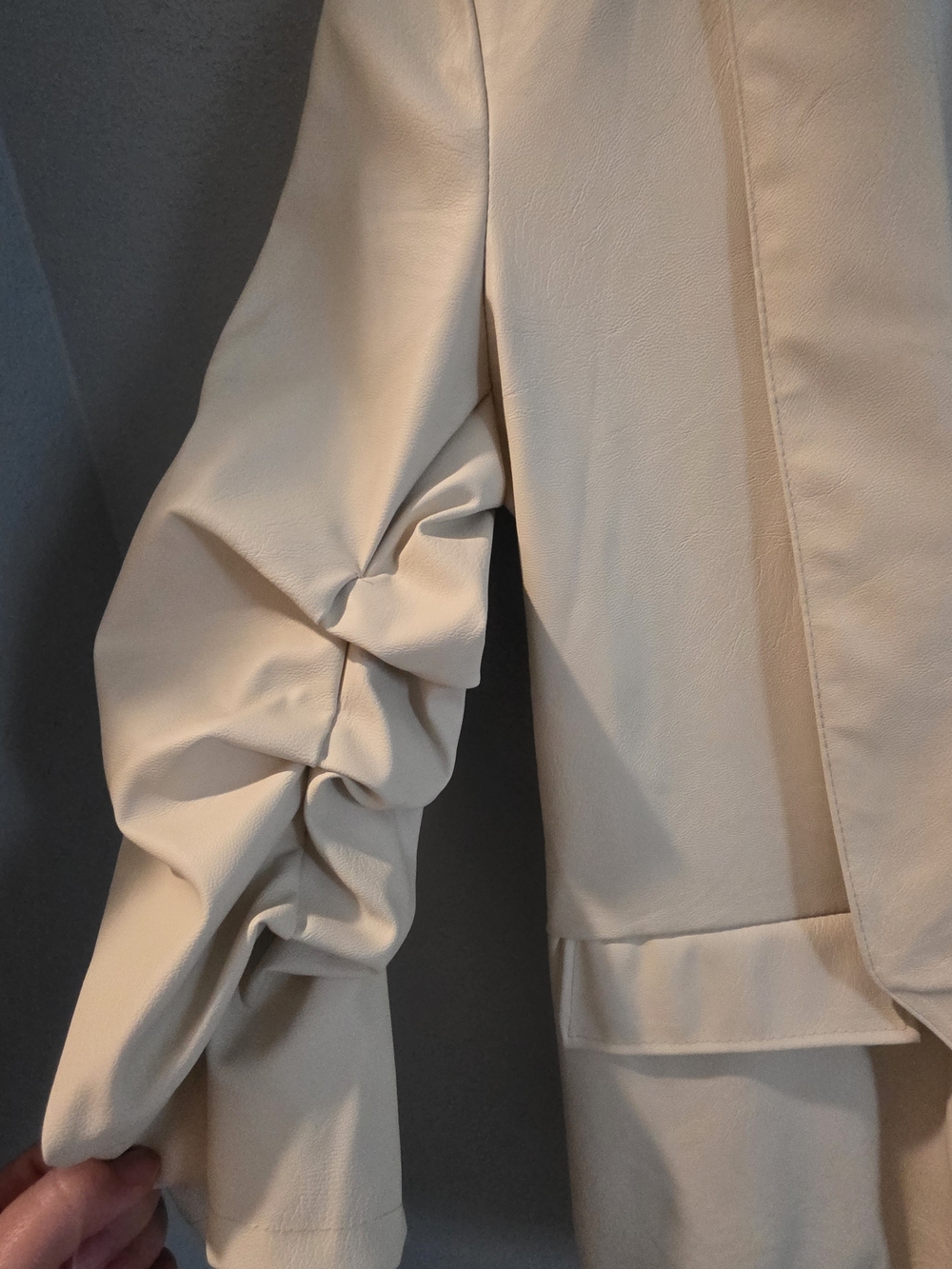 Ventti Cream Open-Front Blazer Jacket - Picture 3 of 3